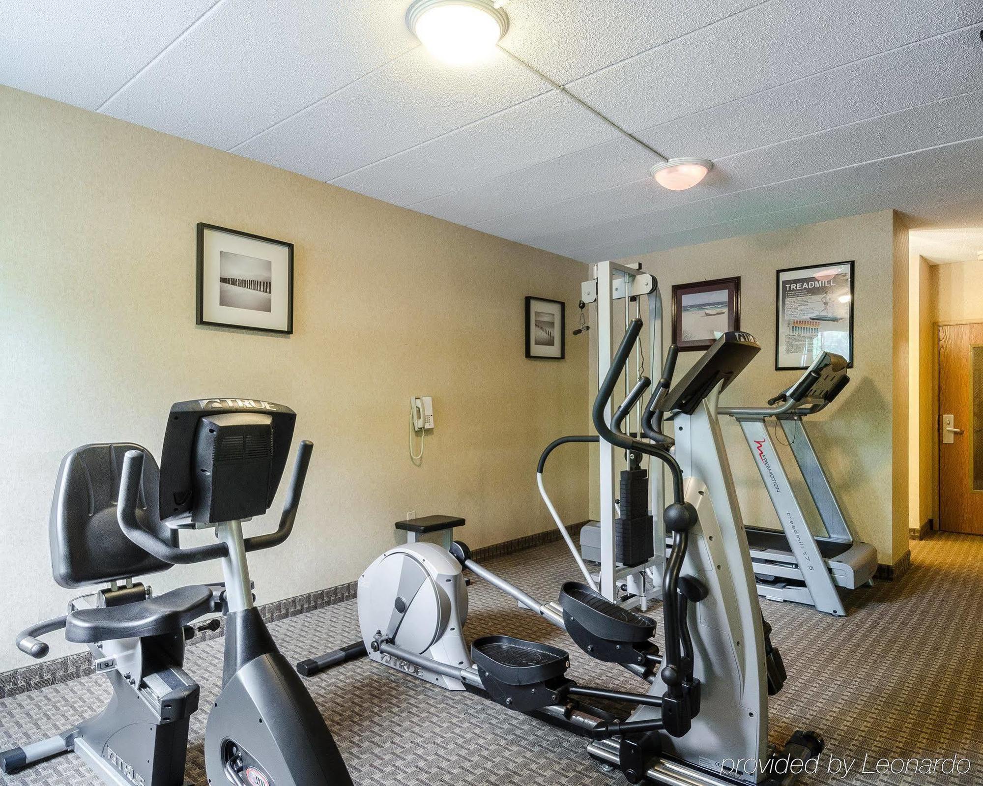 Holiday Inn Express - Fall River North Exteriér fotografie