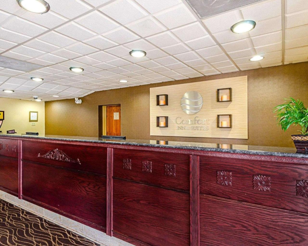 Holiday Inn Express - Fall River North Exteriér fotografie
